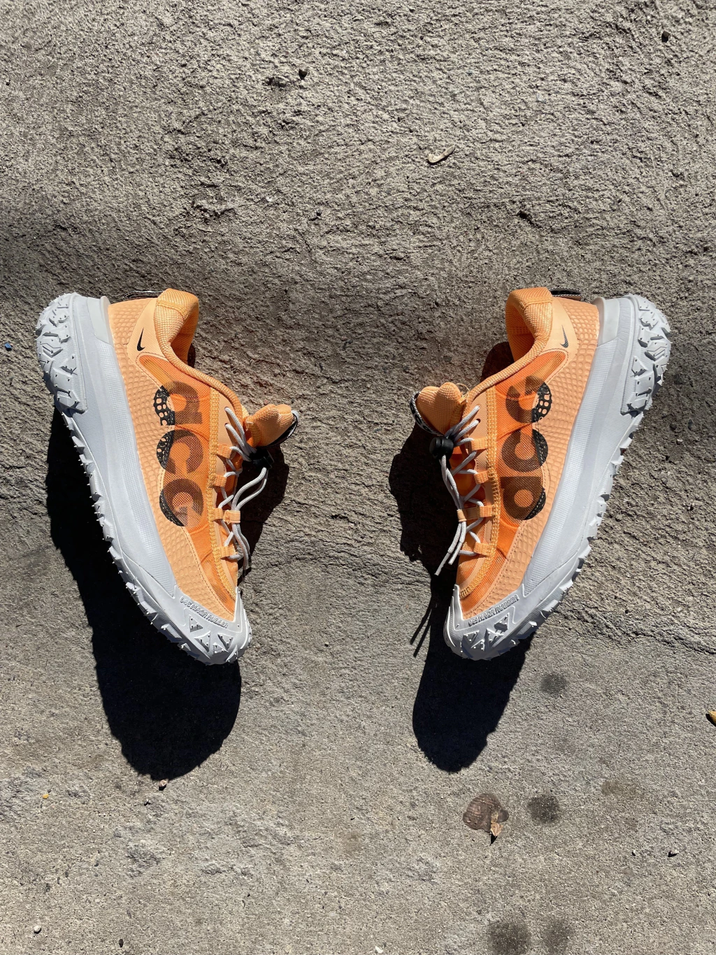 Nike ACG all terrain naranjas