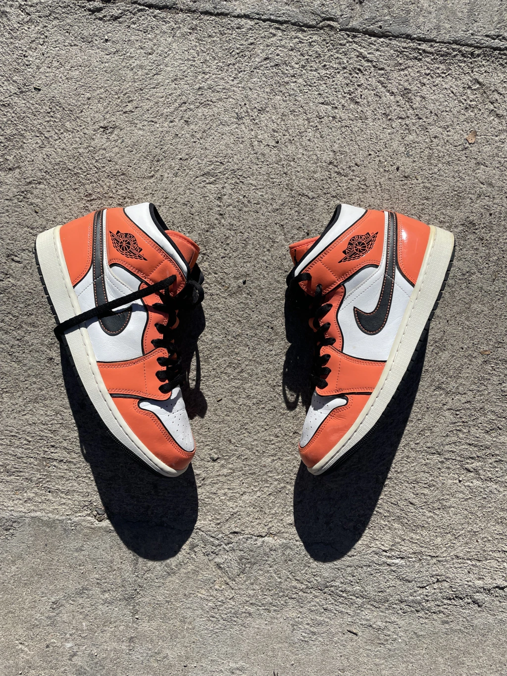 Air Jordan 1 High orange royal
